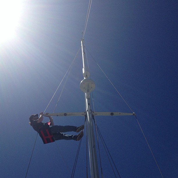 Helping Bob send Jay up the mast for some rig tuning