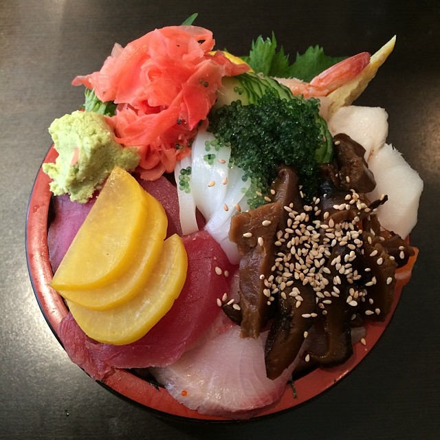 Now this is how chirashi should look :)